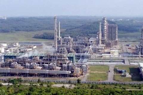 Vietnam refuerza garantizar suministro de gasolina y petróleo