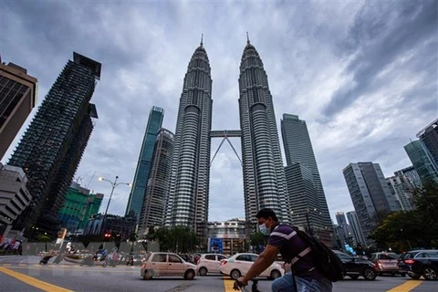 Malasia reporta récord de inversiones aprobadas en 2021