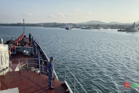 Fragata vietnamita completa misión en ejercicio naval en India