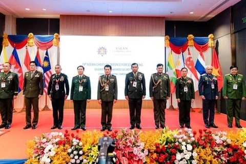 Vietnam participa en la XIX Reunión de Jefes de Fuerzas de Defensa de la ASEAN