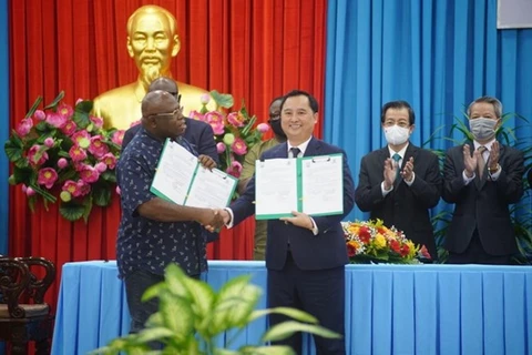 Empresa vietnamita firma contratos para exportar arroz a Sierra Leona