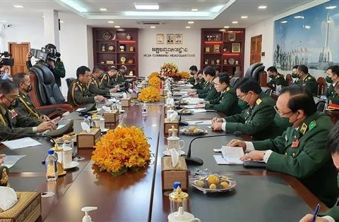 Vietnam y Camboya refuerzan cooperación en la defensa