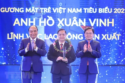 Presidente de Vietnam exige empeñarse en impulsar desarrollo de jóvenes