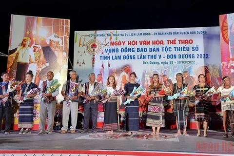 En provincia vietnamita Festival Cultural y Deportivo de etnias minoritarias