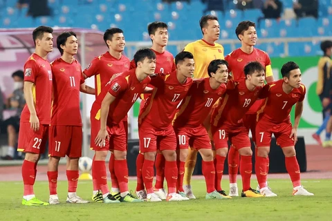 Federación Asiática destaca avance del fútbol vietnamita