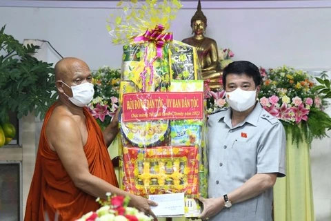 Felicitan a comunidad Khmer por su Fiesta Tradicional del Año Nuevo