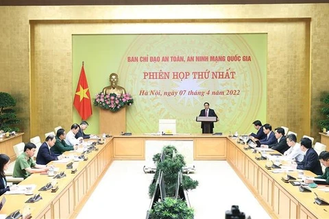 Instan a aplicar enfoque global en garantía de seguridad cibernética en Vietnam