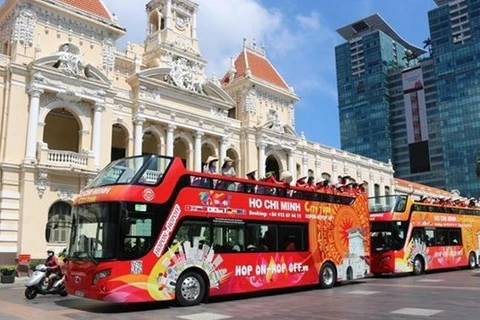  Ciudad Ho Chi Minh recibe a turistas estadounidenses 