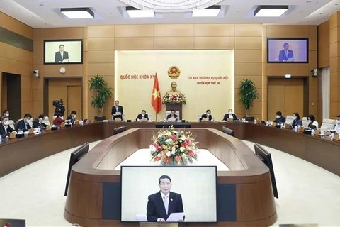 Parlamento vietnamita debate proyecto de ley de radiofrecuencia 