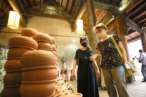 Casco antiguo de Hanoi honra y promueve patrimonio artesanal tradicional