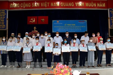 Ciudad Ho Chi Minh despliega actividades asistenciales a minorías étnicas