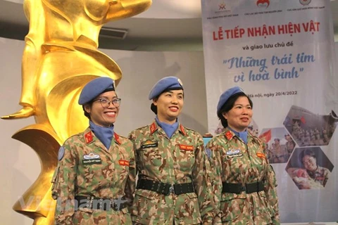Mejoran el papel de la mujer vietnamita en la diplomacia