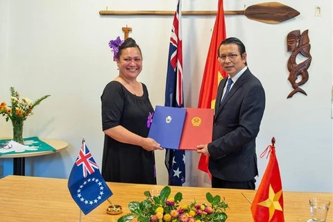  Vietnam y las Islas Cook establecen relaciones diplomáticas 