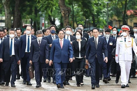 Prensa japonesa destaca resultado de visita del Premier Kishida Fumio a Vietnam