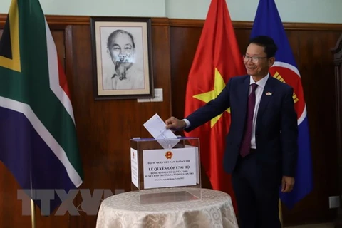 Vietnamitas en Sudáfrica recaudan fondos en favor de proteger soberanía isleña