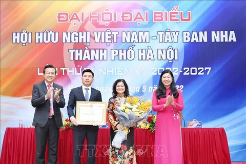 Asociación de Amistad Vietnam-España contribuye al desarrollo de nexos bilaterales