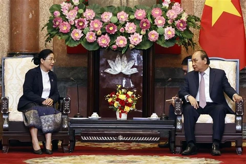 Vietnam y Laos fomentan cooperación entre tribunales populares 