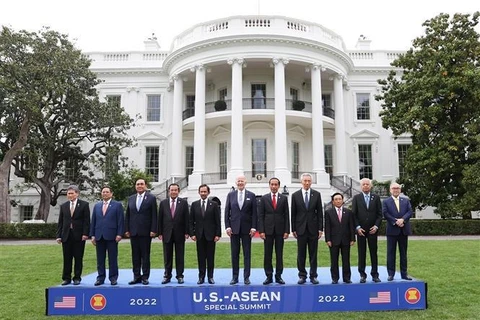 Vietnam contribuye al éxito de Cumbre Especial ASEAN-EE.UU.