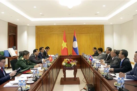 Vietnam y Laos fortalecen cooperación legislativa