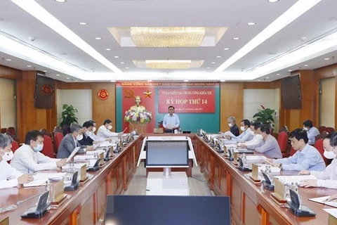 Aplican medidas disciplinarias contra varias instancias partidistas en Vietnam