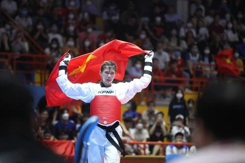 SEA Games 31: Dos medallas de oro más para el equipo vietnamita de taekwondo