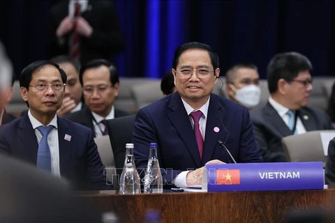 Primer ministro de Vietnam concluye con éxito visita de trabajo a Estados Unidos