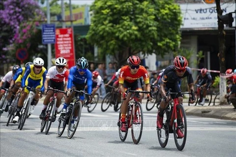 SEA Games 31: ciclista tailandés encabeza la final de contrarreloj masculina