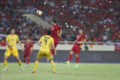 Fanáticos del Sudeste Asiático admiran récord de selección de fútbol de Vietnam en SEA Games 31