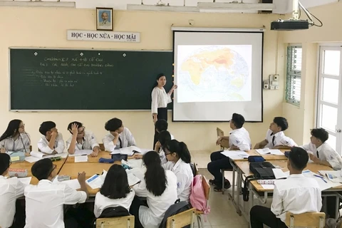 Vietnam por agilizar estudio de historia en escuelas