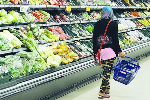 Aumenta inflación de Malasia en 2021 por altos precios de alimentos y combustibles