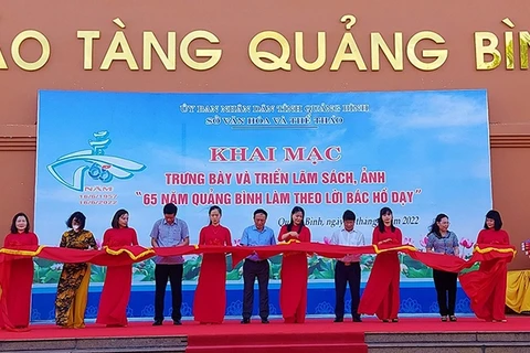 Exposición en Quang Binh resalta enseñanzas del Presidente Ho Chi Minh