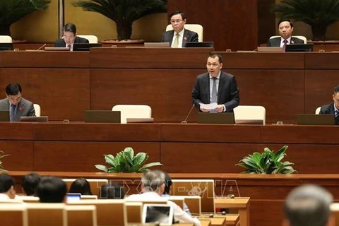  Aboga Parlamento vietnamita por crear corredor legal favorable para inversores en sector petrolero