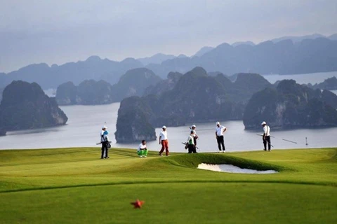 Provincia vietnamita de Quang Ninh recibirá delegación turística internacional de golf