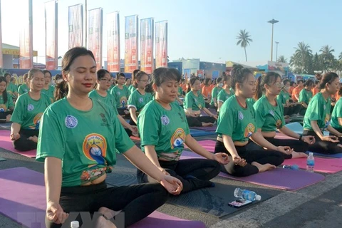 Inauguran el Día Internacional del Yoga en provincia vietnamita de Quang Ninh
