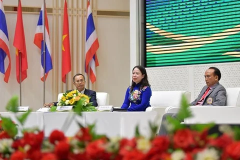 Vicepresidenta vietnamita aprecia aportes de comunidad connacional en Tailandia 