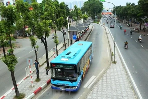 En discusión apertura de rutas de autobús entre Vietnam, Tailandia y Laos