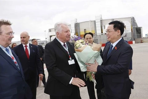 Presidente de Asamblea Nacional de Vietnam inicia visita oficial a Hungría