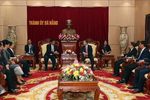 Fomentan cooperación entre Vietnam y Laos en campo jurídico