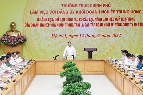 Premier vietnamita insta a explotar con eficiencia recursos de empresas estatales 