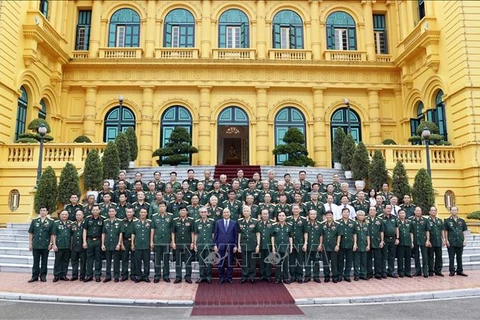 Presidente vietnamita elogia contribuciones de veteranos en lucha de defensa de frontera nacional