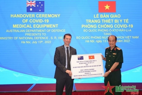 Vietnam recibe equipos médicos obsequiados por Australia