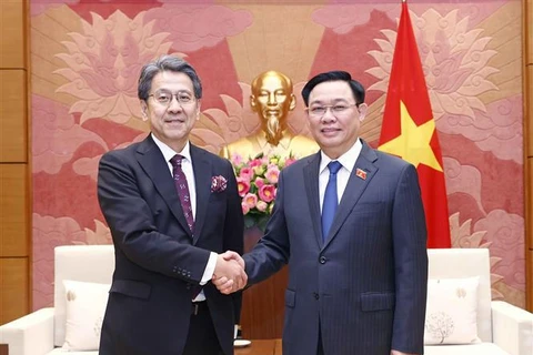 Dirigente parlamentario vietnamita recibe a presidente del Consejo Administrativo de JBIC