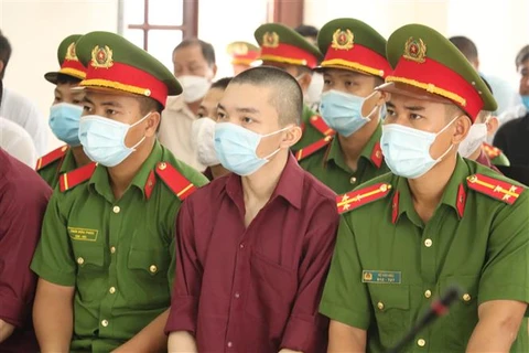 Condenan a prisión a acusados de violación de intereses del Estado vietnamita