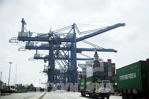Ciudad Chi Minh disminuye tarifas de infraestructura portuaria