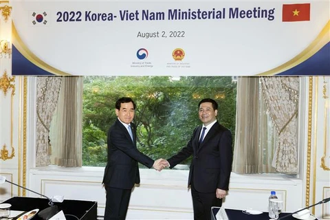 Efectúan reunión de Ministros de Industria y Comercio de Vietnam y Corea del Sur