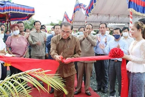 Camboya inaugura centro de investigación acuática en cuenca alta de río Mekong