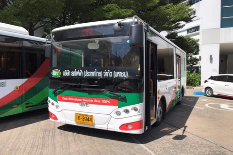 Tailandia planea usar autobuses completamente eléctricos en Bangkok