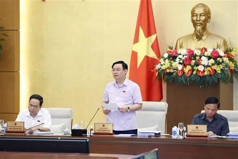 Comité Permanente de Asamblea Nacional de Vietnam concluye sesión de elaboración de leyes