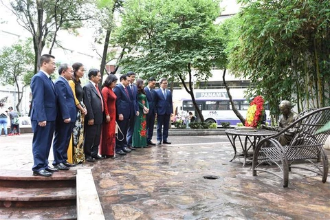 Concede México importancia a amistad y cooperación con Vietnam