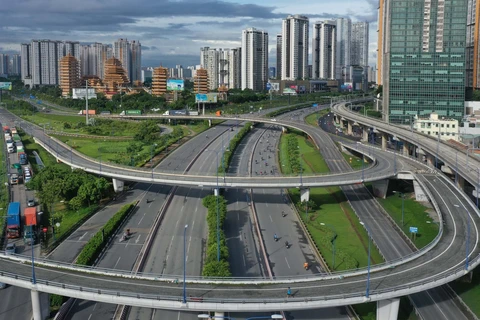 Ciudad Ho Chi Minh busca atraer más inversiones singapurenses 